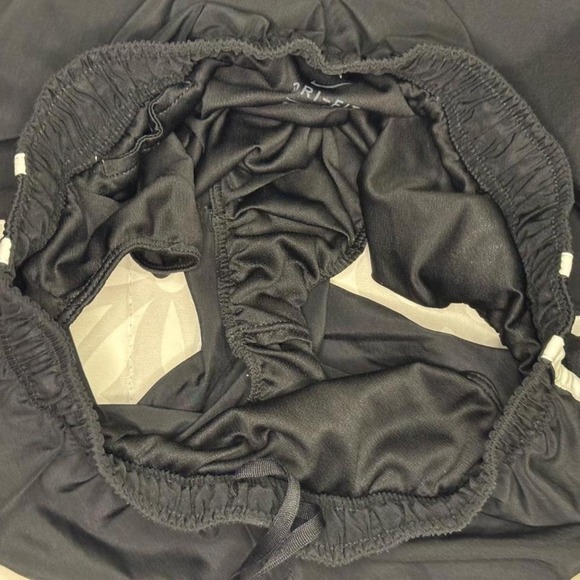 Nike Dri-Fit Black and White‎ Athletic shorts - Picture 4 of 4